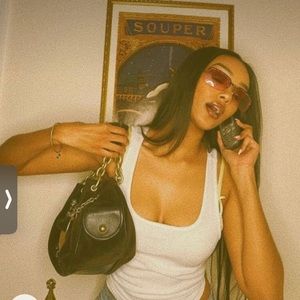 Meet your Posher, Zoe